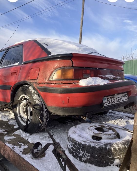 Продам мазда 323(слепая)