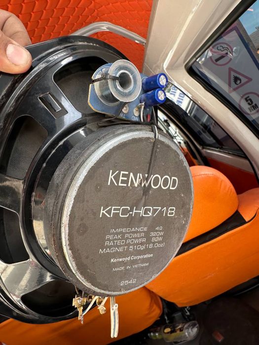 Kenwood 718 kalonka va uslitil pioner