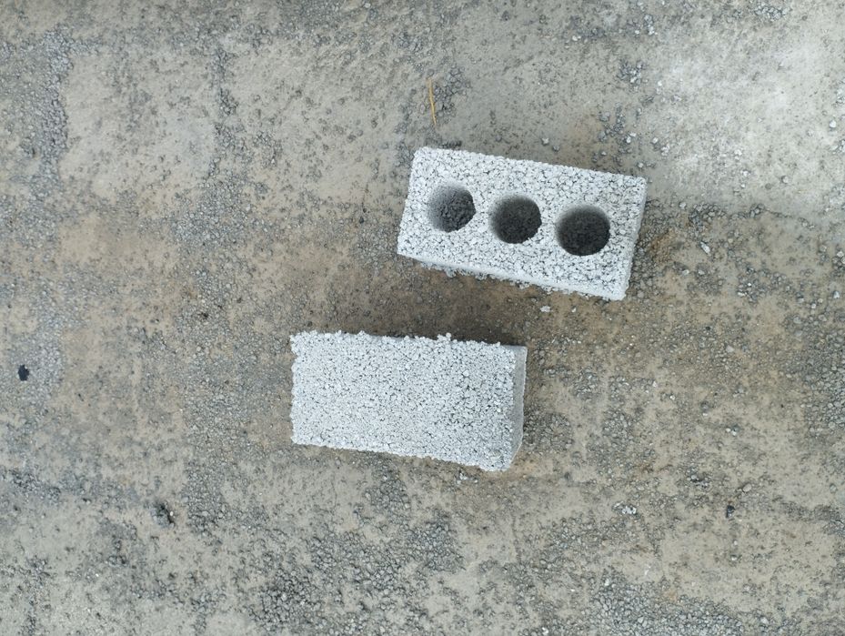 Шлакаблок строительный