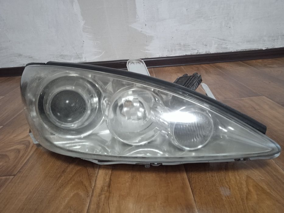 Фары Тойота Камри 35