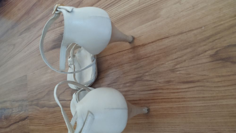 Дамски обувки-сандал с ток,сини и бежеви