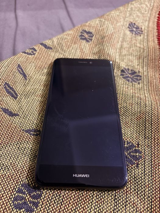 Продаю телефоны .