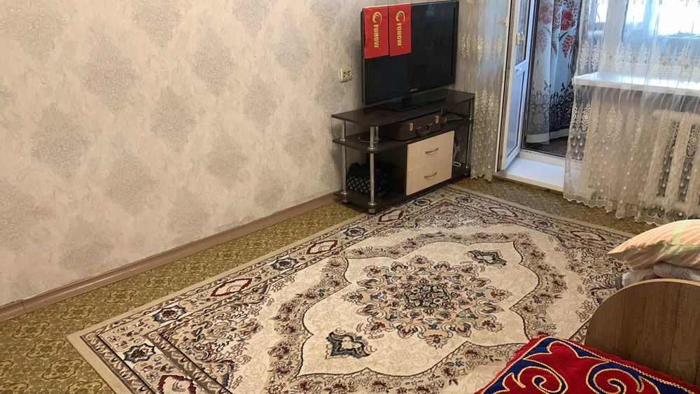малосемейка, 2 этаж, балкон, газ
