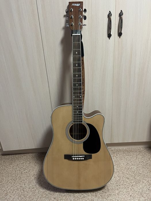 Электроакустическая гитара