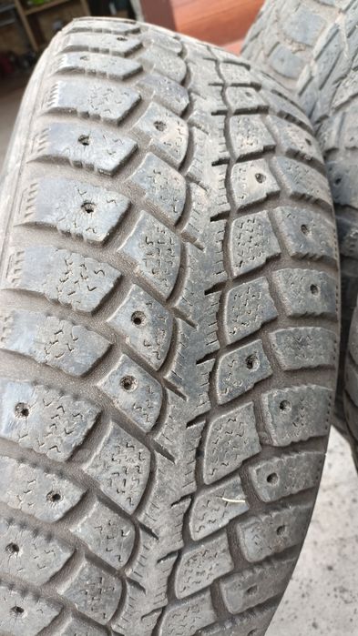 Продам резину KUMHO 205/65 /15