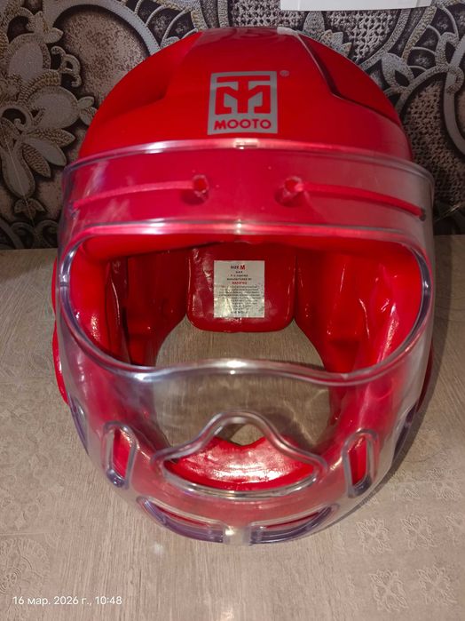 Шлем для каратэ или тэйквандо