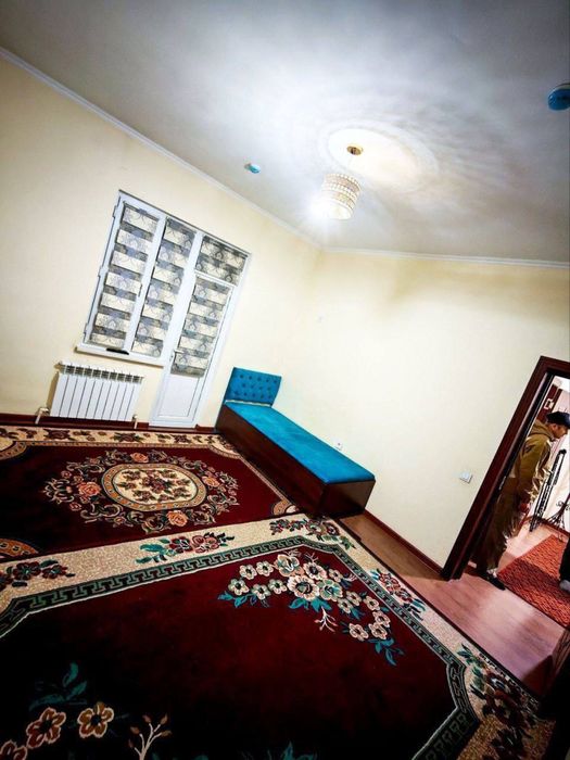 2 Xonali Uy Sotiladi