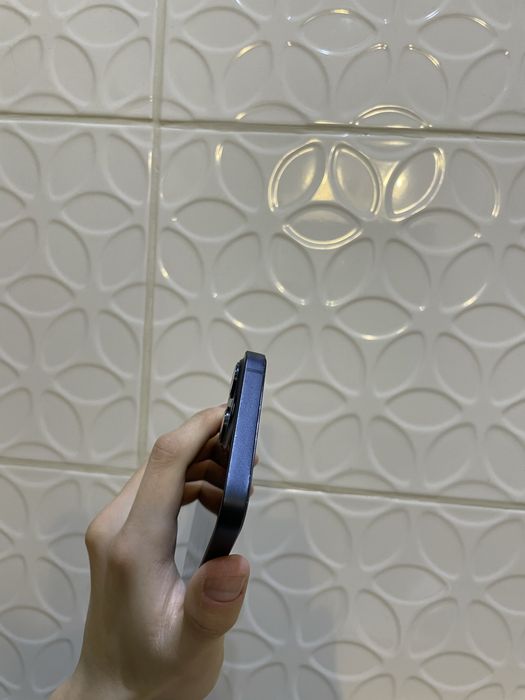 Продам айфон 13 iphone 13