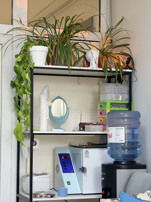 Сдам в аренду маникюрный стол