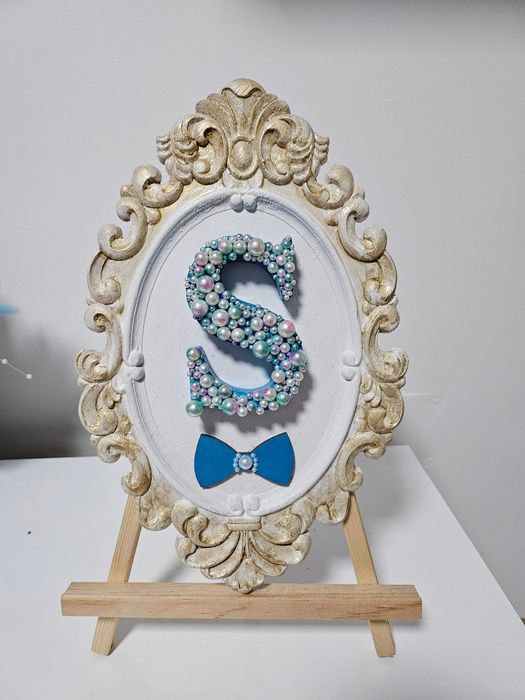 Personalizez tablou vintage cu litera pentrh copii