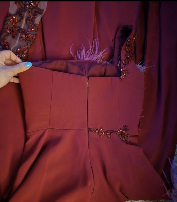 Vand Rochie Realizata la Designer