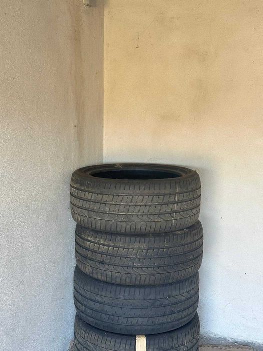 4бр. летни гуми 265/40/R20 Pirelli P Zero - като нови, от Audi A8L