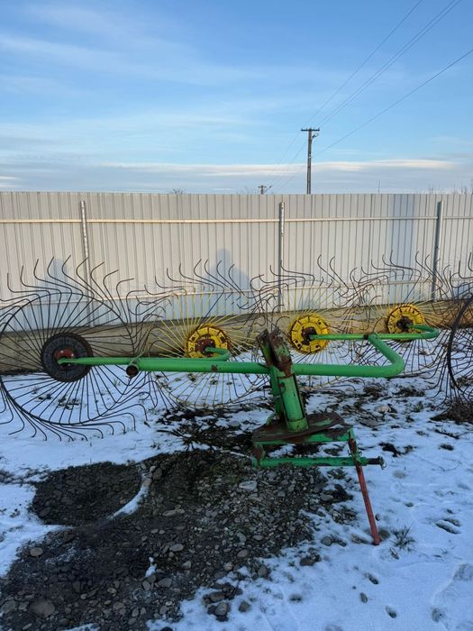 Vând sau schimb utilaje agricole cu purcei!
