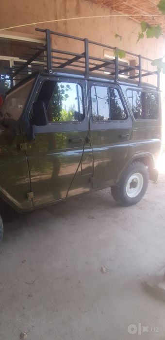 UAZ 3151 srochna sotiladi