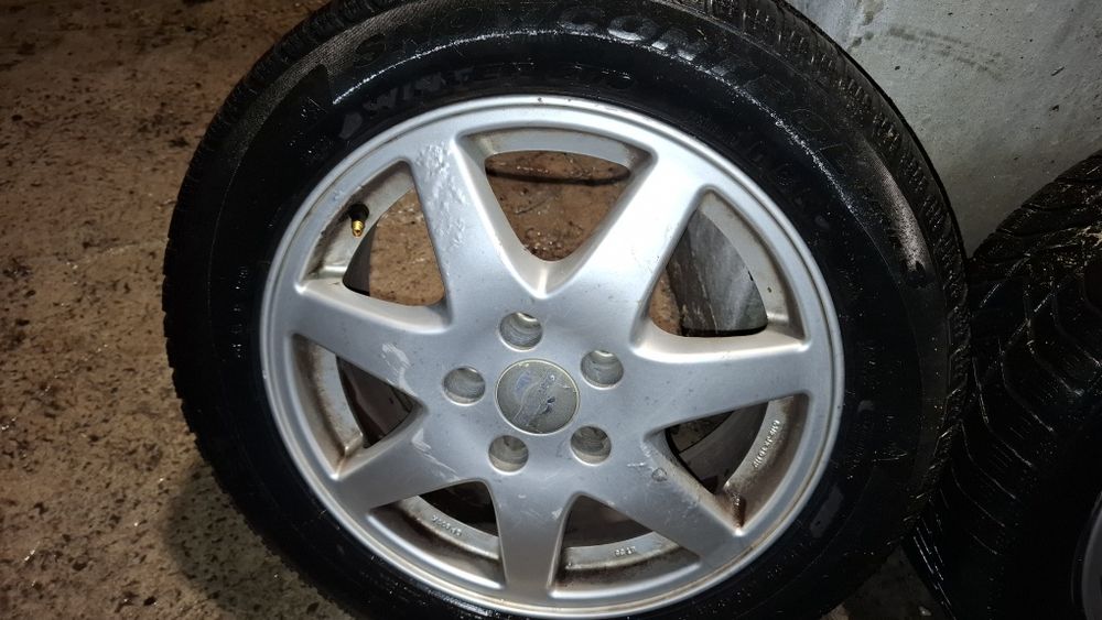 Vând jentii de aliaj cu spițe in stare bună