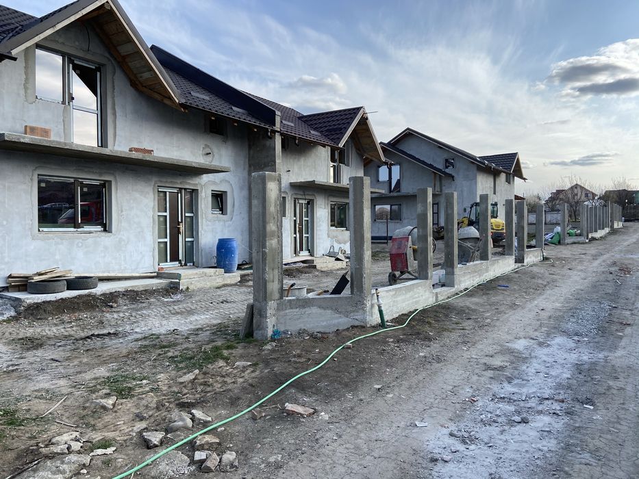 De vanzare casa p+m  in Moara Greci