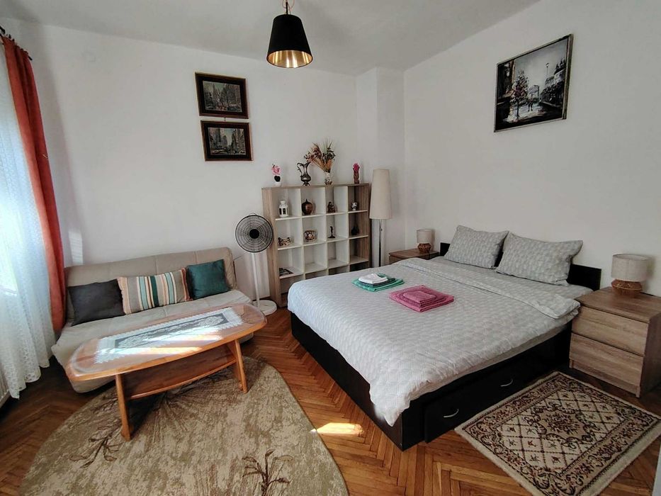 Apartament modern 1 cameră, 38 mp – Central, la 2 min de Piața Mihai Viteazul| Terasă mare