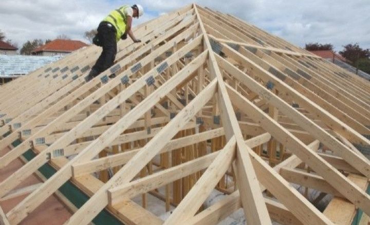 Reparatii acoperisuri mansardari urgente