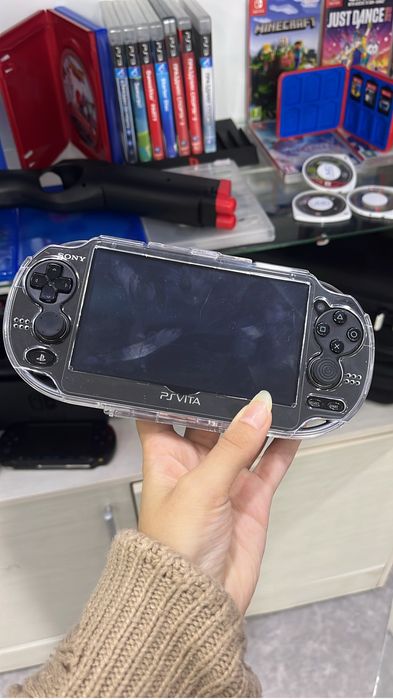 прошитая PS VITA  40 Gb памяти