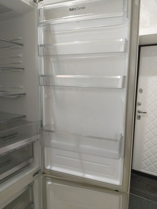 Продам холодильник LG