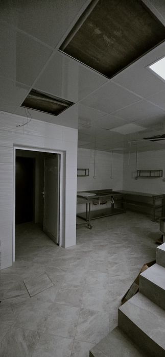 Напълно оборудван гурме комплекс-пекарна и кафе сладкарница