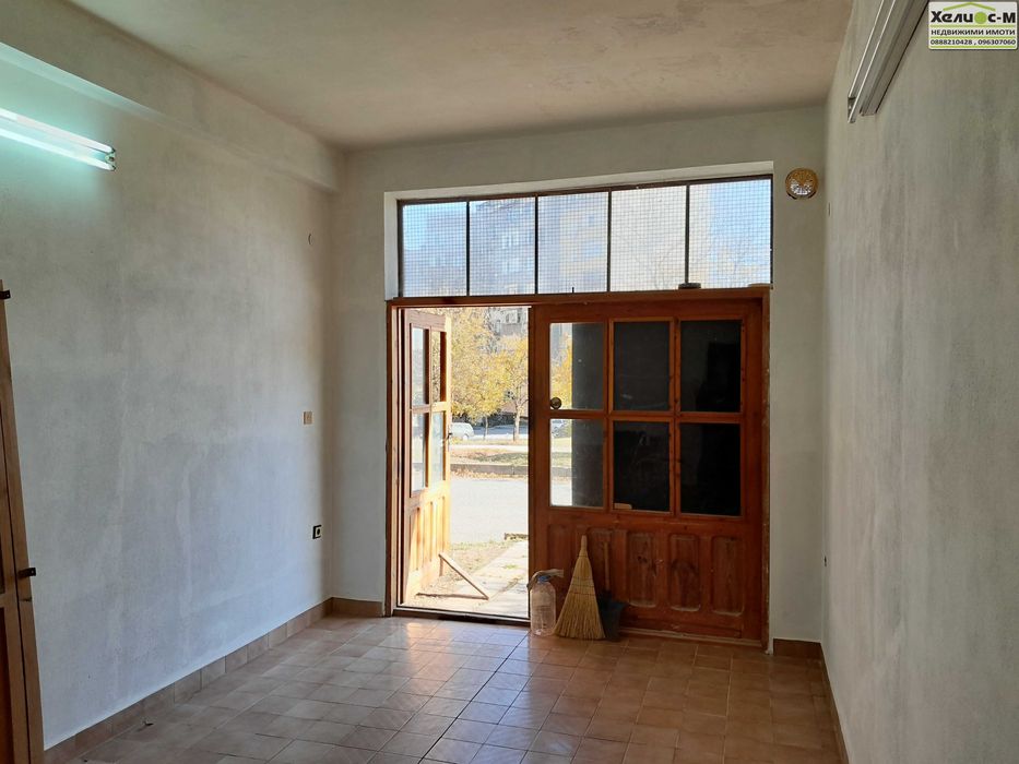 Магазин в гр.Монтана, ж.к.Младост-2