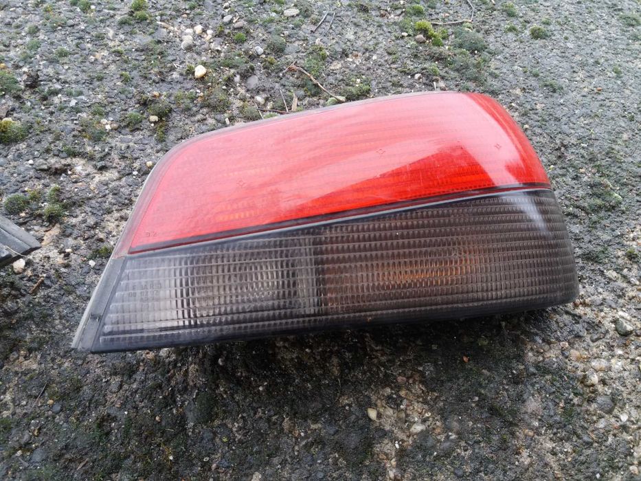 ляв и десен стоп за пежо 306 PEUGEOT 306