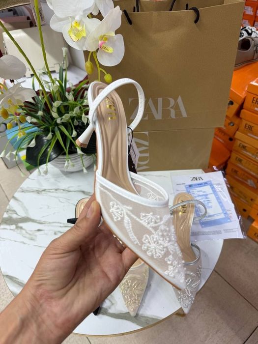 Elegant Zara tuflilar sotiladi