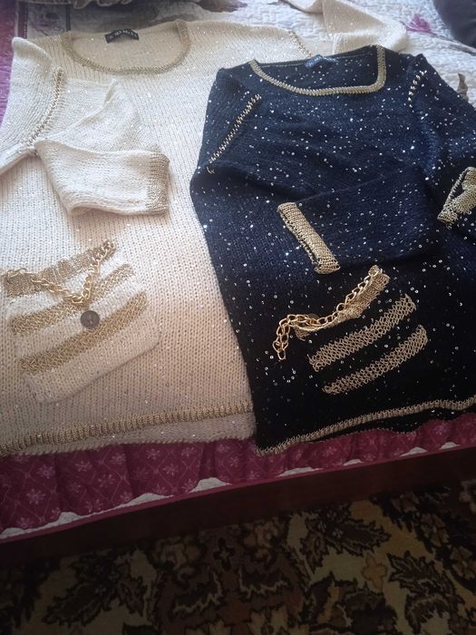 Очень красивые платья.