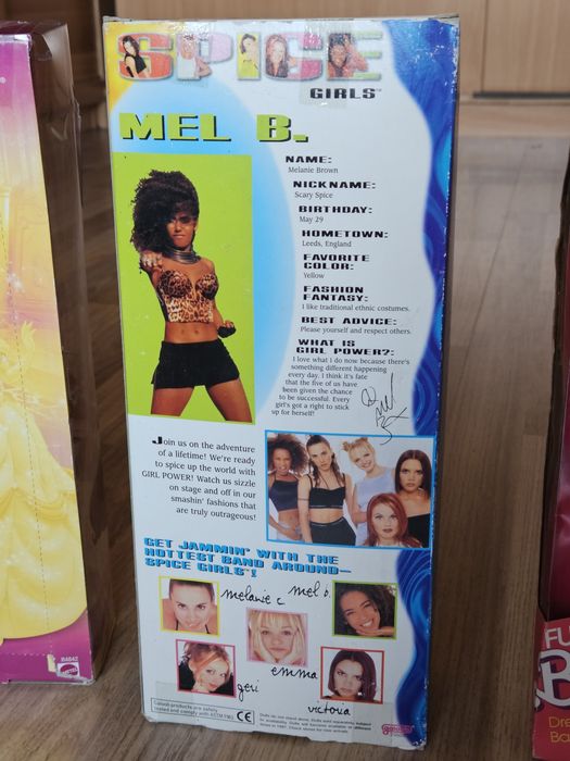 Ретро кукли в кутии - Барби, Дисни, Spice Girls