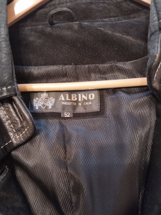 Куртка замшевая, чёрная..