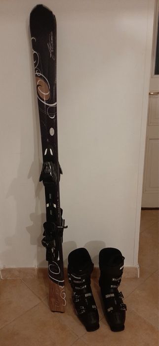 Продавам ски и обувки