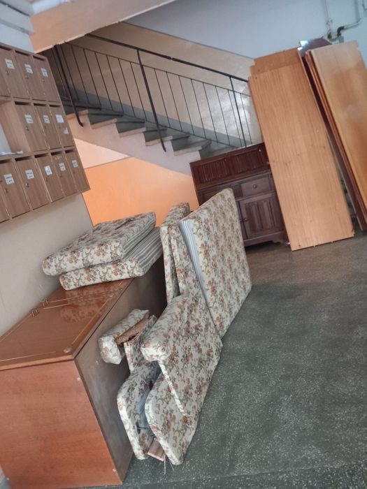 Transport moloz deșeuri mobila mutări debarasari golim locuinte