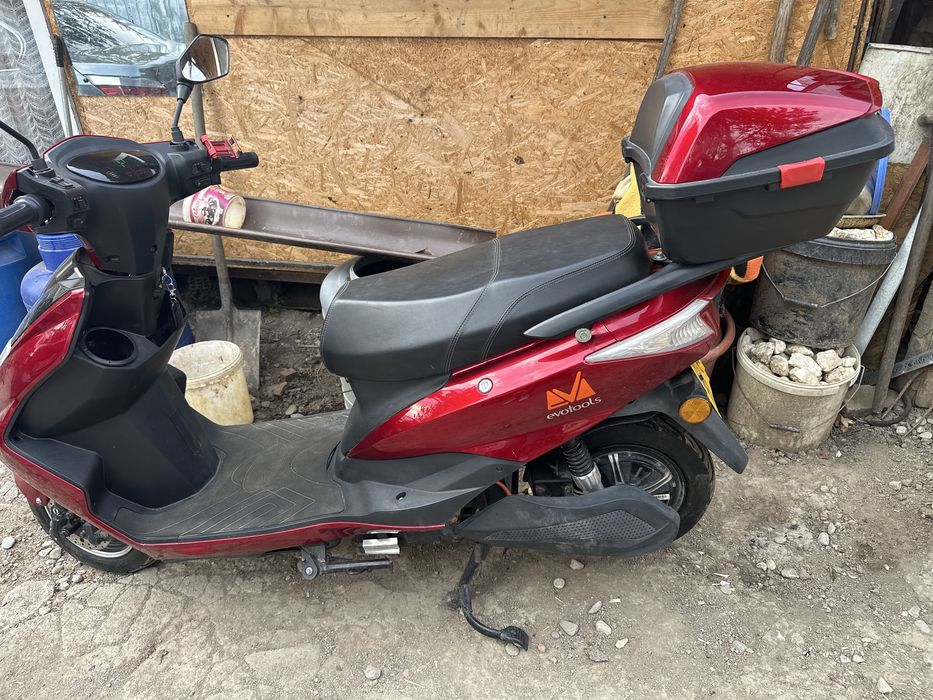 Scuter electric fara permis de conducere