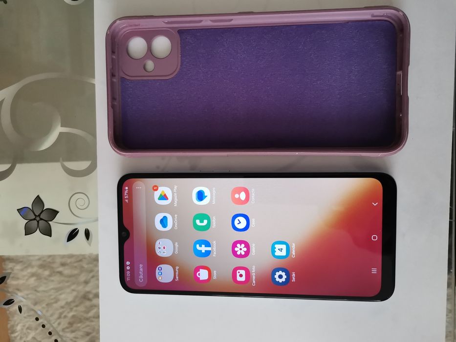 Vând samsung galaxy a04e