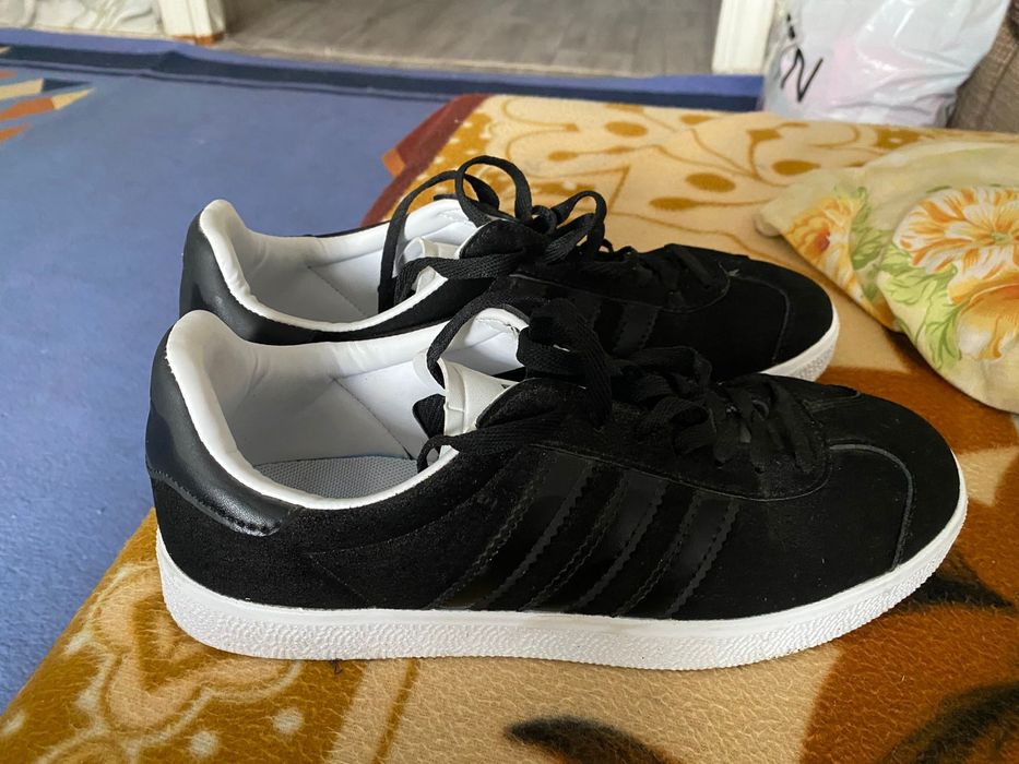 Продам кеды(лёгкие)