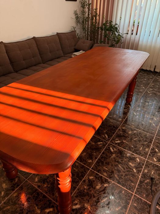 Masa lemn masiv interior  sau pentru exterior la terasa