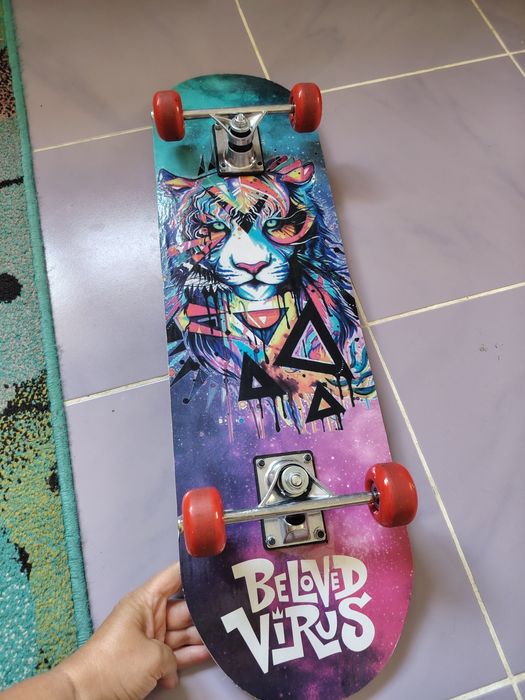 Skateboard nou TIGER dublu print