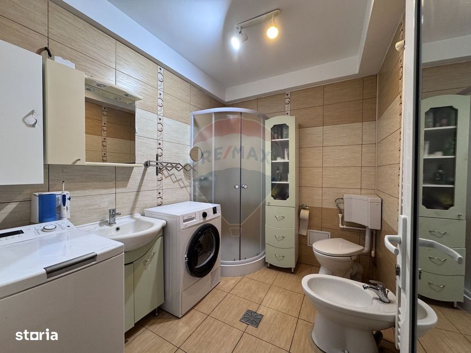Casă de Vânzare, 4 dormitoare, Teren 607mp, Parc Rizer Galați