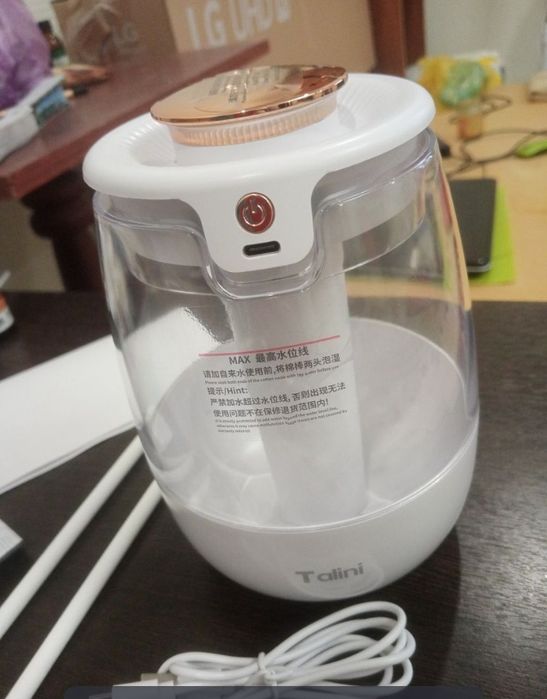 Увлажнитель воздуха новый продам..