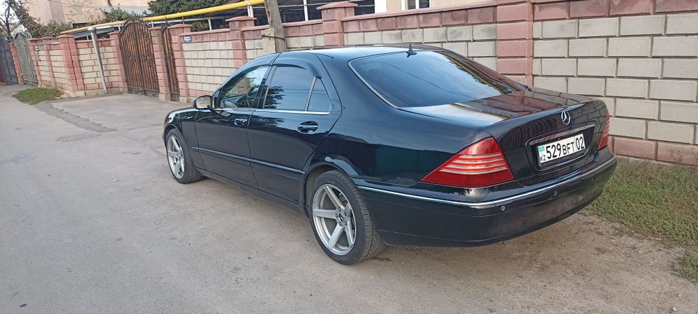 Mercedes Benz s-klass