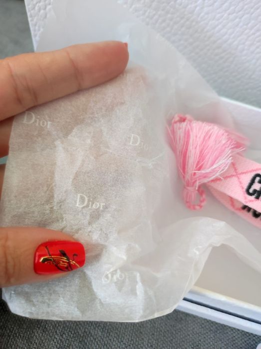 Brata textila cu broderie