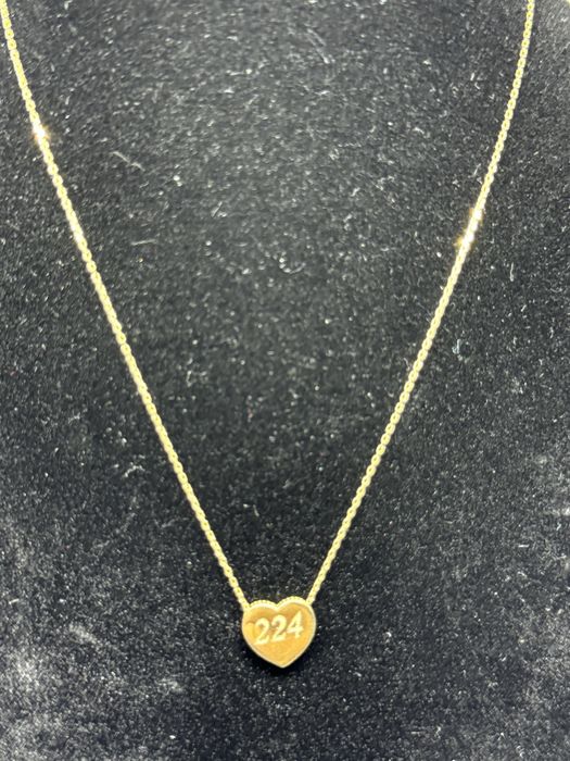 златен дамски синджир с висулка сърце 1.75гр 14к 585