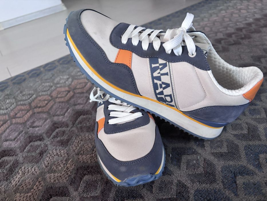 Vand adidasi Napapijri,noi