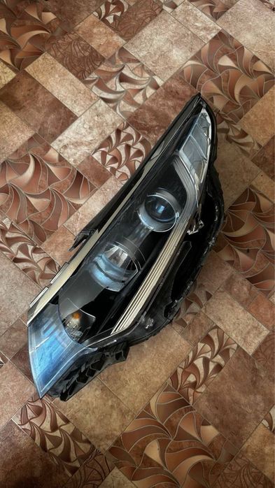 Оригинальная фара KIA K5 2015
