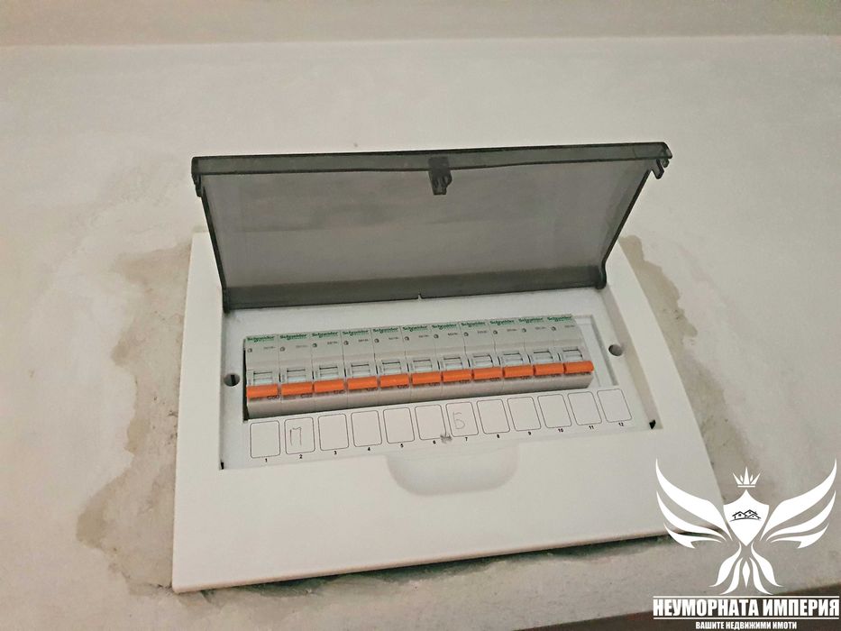 Продава се Тристаен апартамент в Асеновград - 100 кв.м за 1060 €/кв.м - Снимка #18