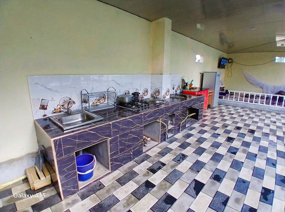 Dacha oilaviy Oqtosh