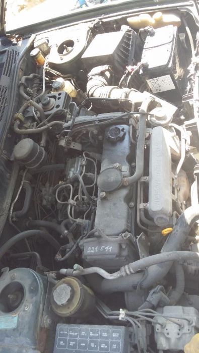 Продавам  Нисан Примера П-11 / Nissan Primera P-11 98г.на- части