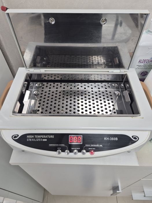 Стерилизатор за инструменти