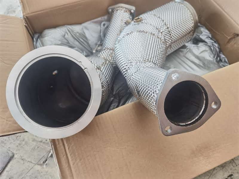 Даунпайпи RS6 C8/RS7/S8 2019г+